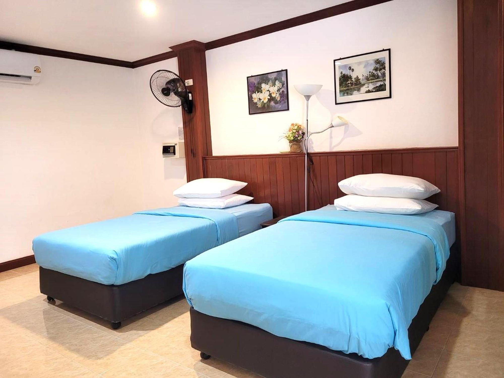 Rabbit Mansion Patong Hotel Ngoại thất bức ảnh