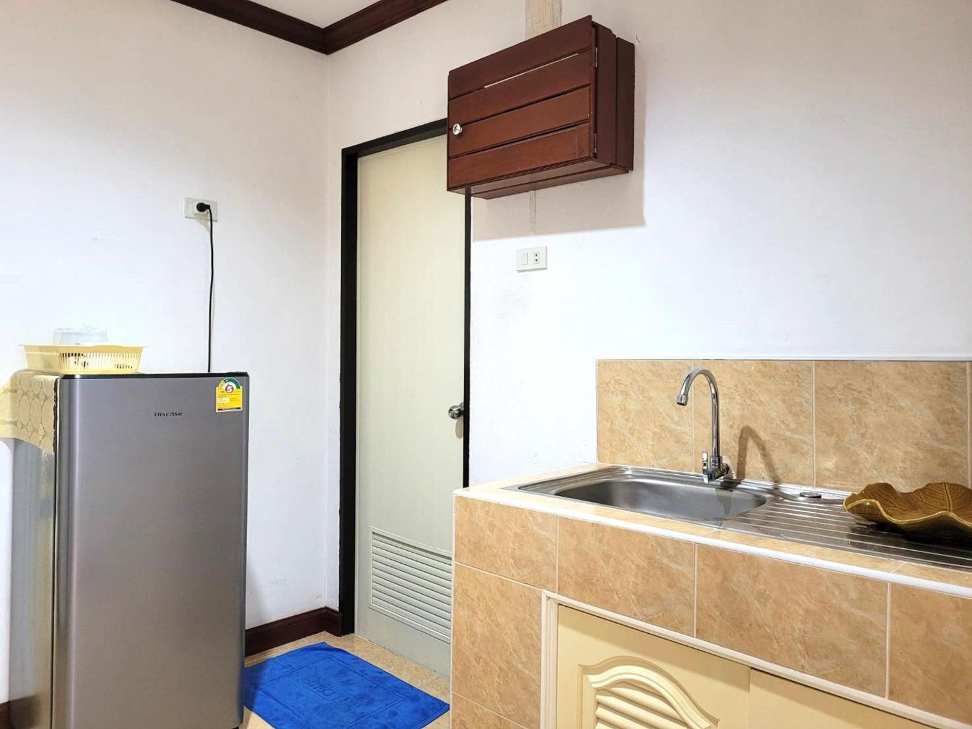 Rabbit Mansion Patong Hotel Ngoại thất bức ảnh