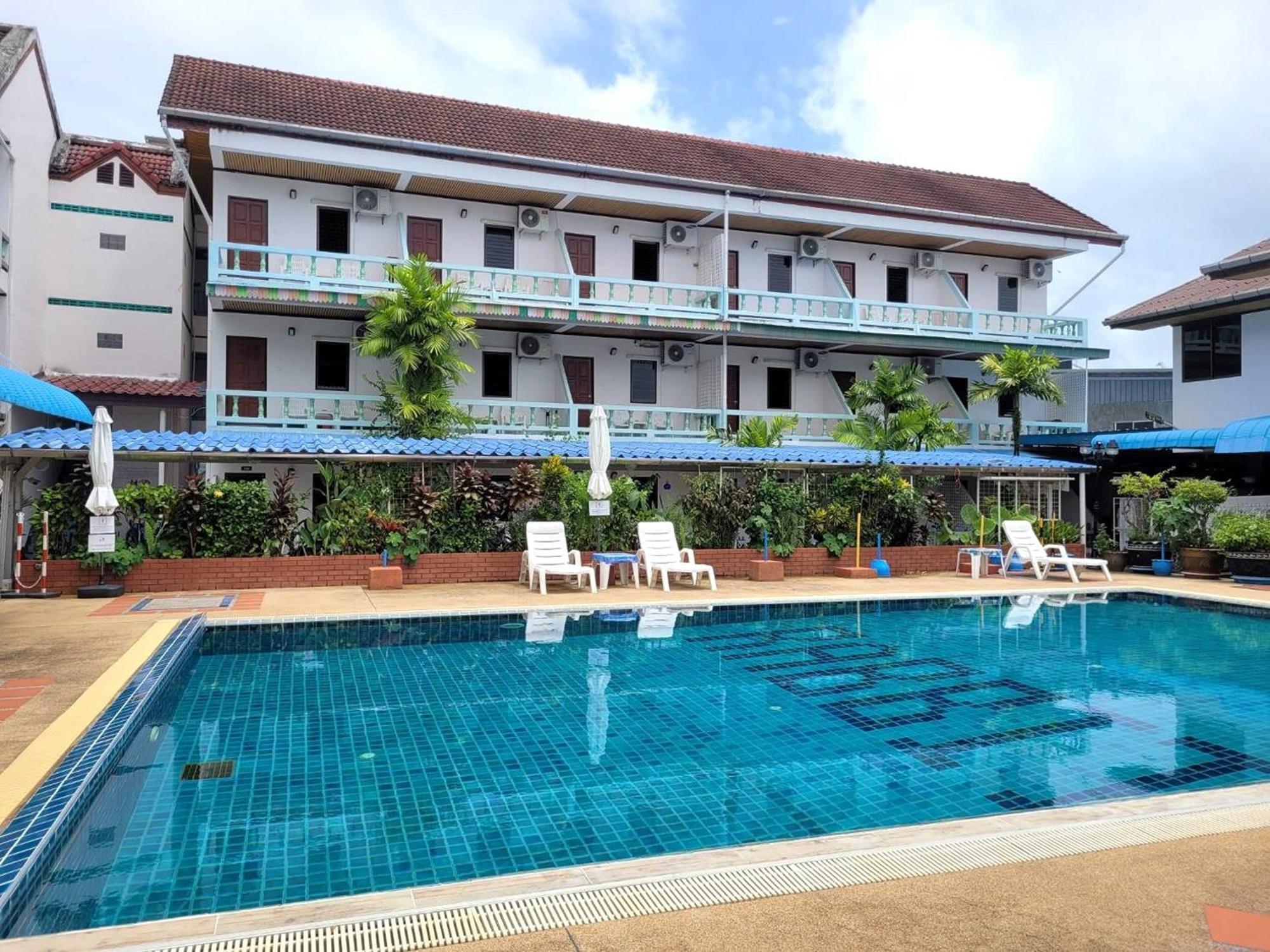 Rabbit Mansion Patong Hotel Ngoại thất bức ảnh