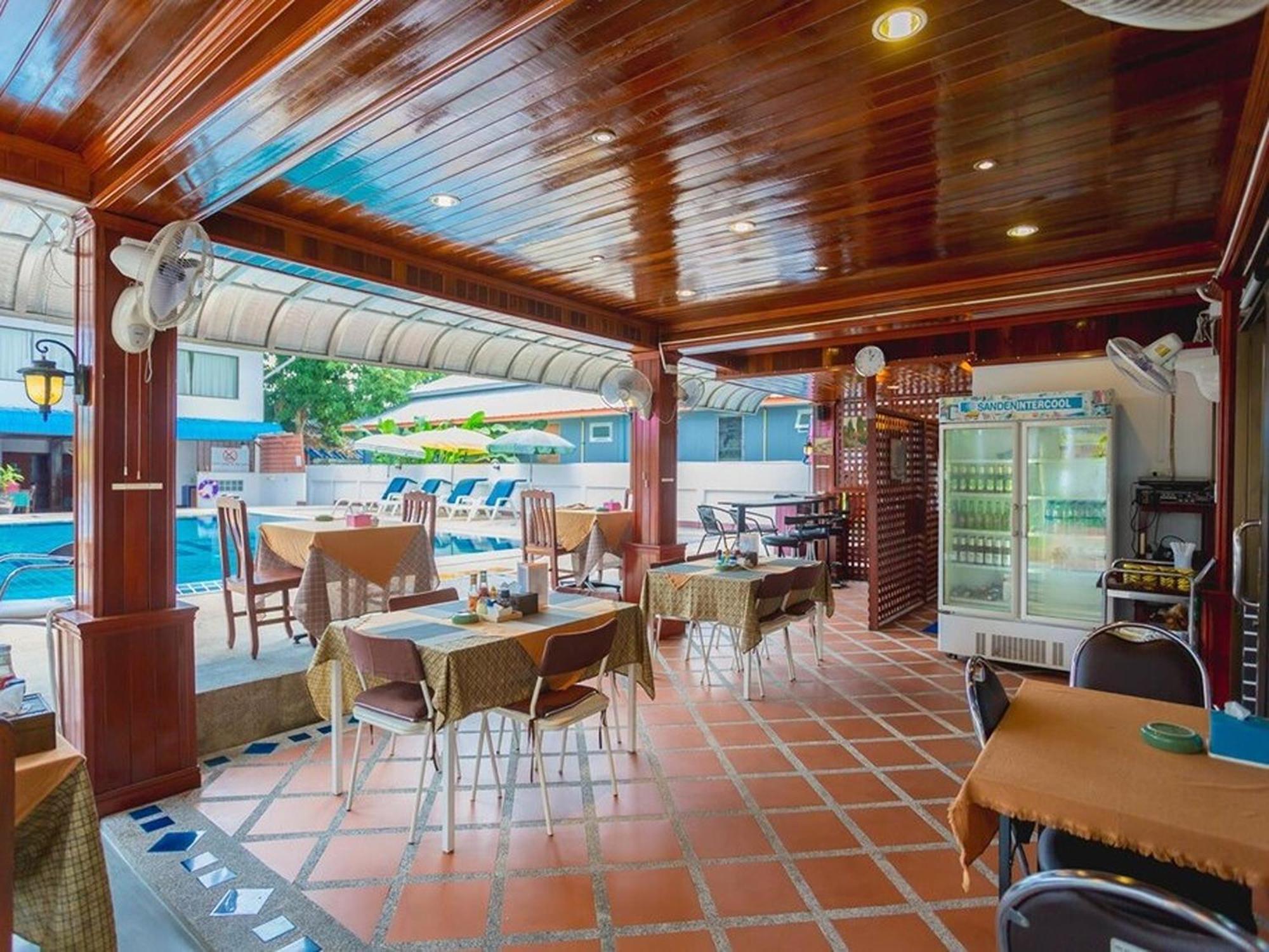 Rabbit Mansion Patong Hotel Ngoại thất bức ảnh