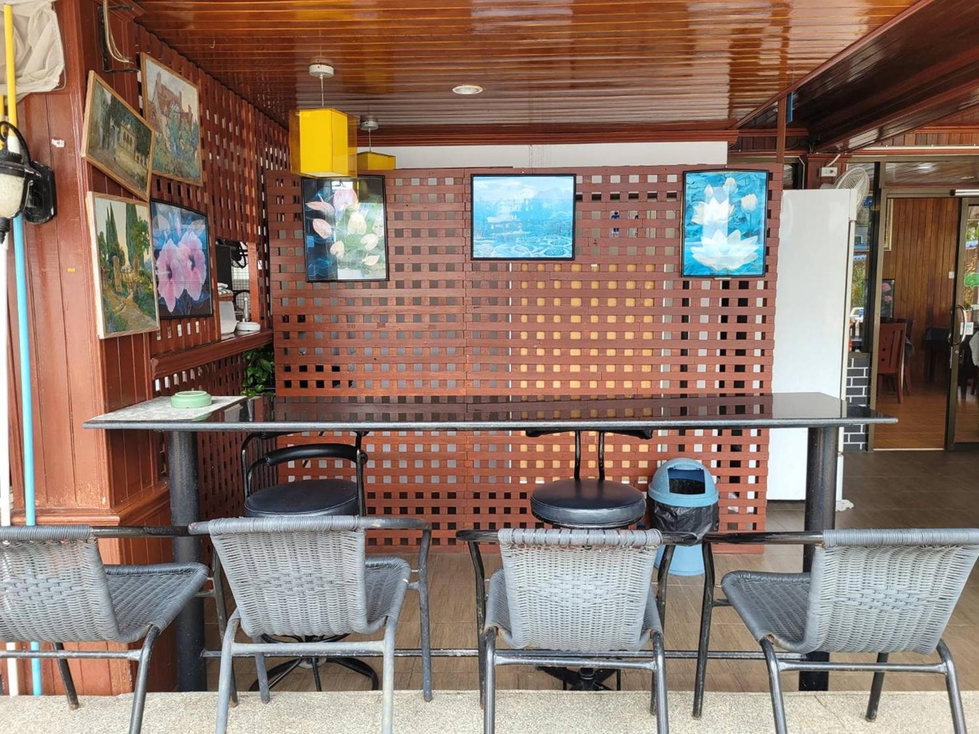 Rabbit Mansion Patong Hotel Ngoại thất bức ảnh